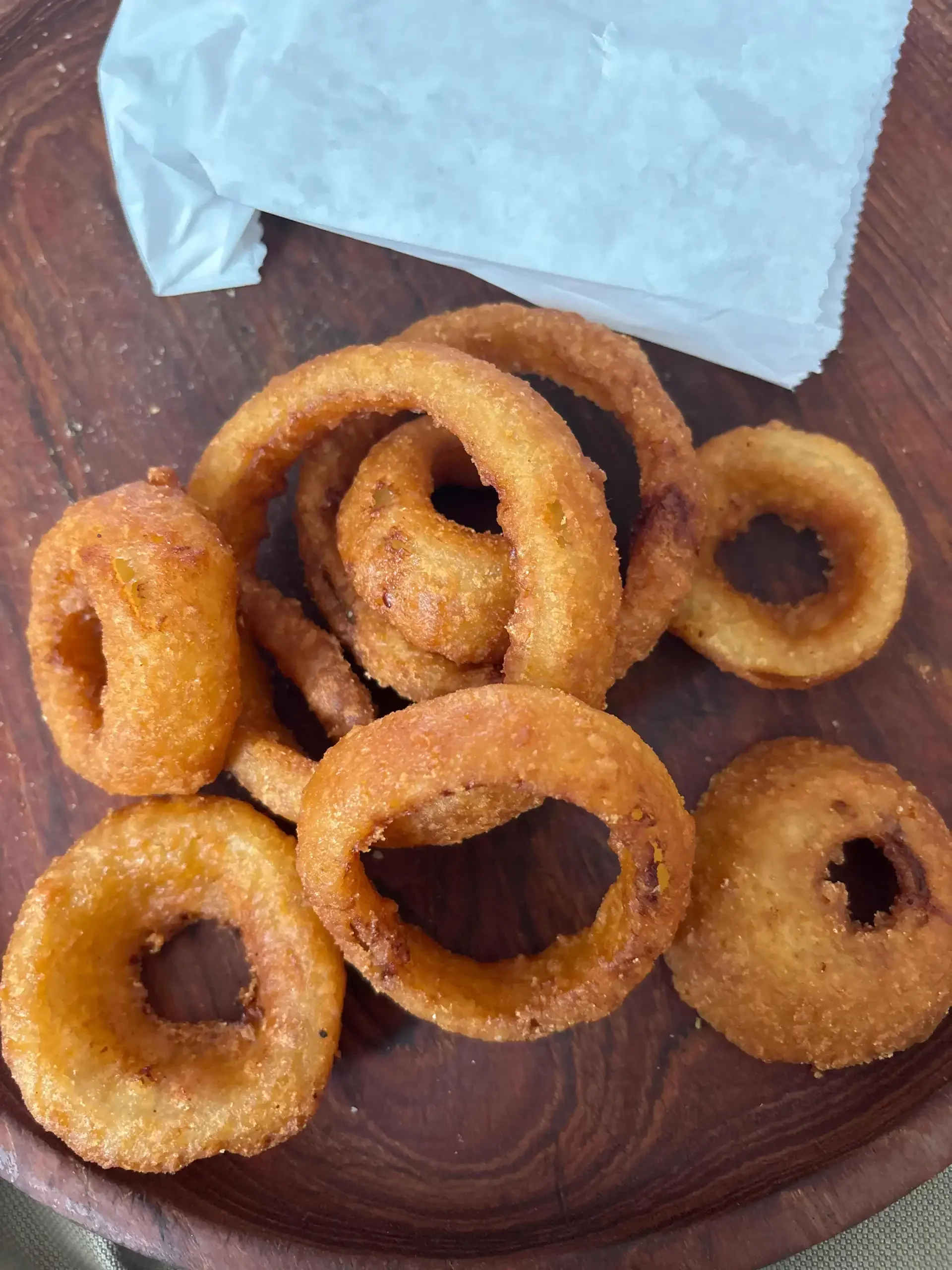 Onion Rings - Crispy battered onion rings